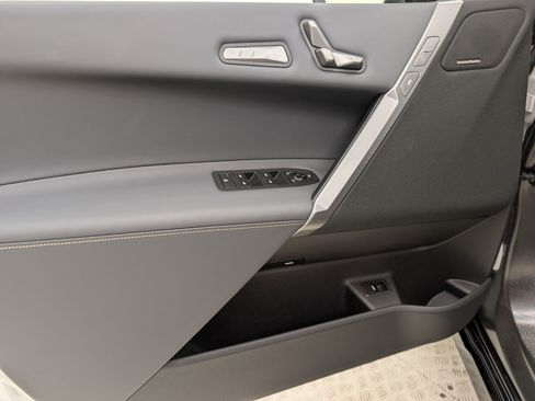 New 2026 BMW iX xDrive45 w/ M Sport Package image 14