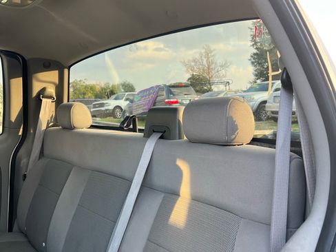 Used 2004 Ford F150 XLT image 8