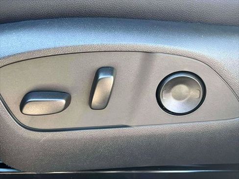 New 2026 Chevrolet Traverse LT w/ Driver Confidence Package image 13