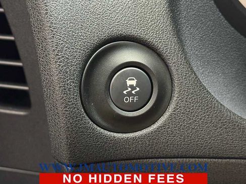 Used 2016 Nissan 370Z Coupe RWD image 20