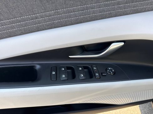 New 2026 Hyundai Elantra Limited w/ Cargo Package image 13