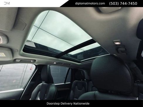 Used 2024 Volvo XC90 T8 Plus AWD/4WD image 42