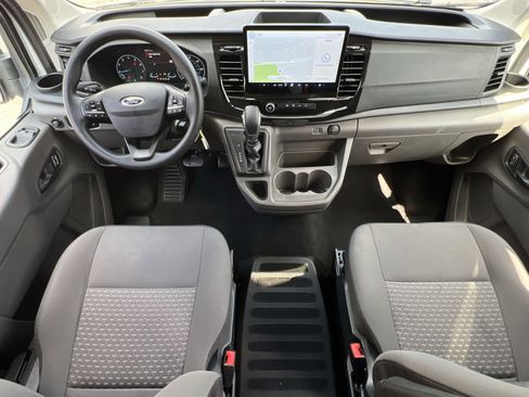 Used 2023 Ford Transit 350 XLT image 21