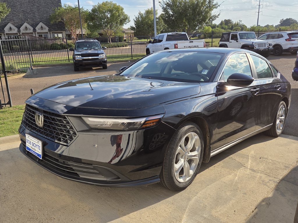 Certified 2024 Honda Accord LX image 7
