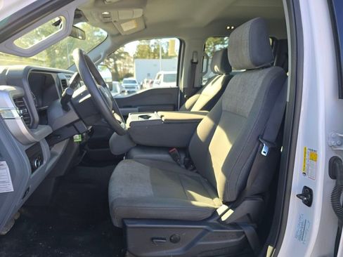 Used 2025 Ford F350 XLT image 29