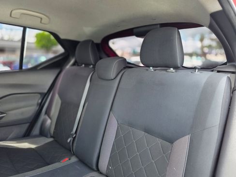 Used 2019 Nissan Kicks SV FWD image 15