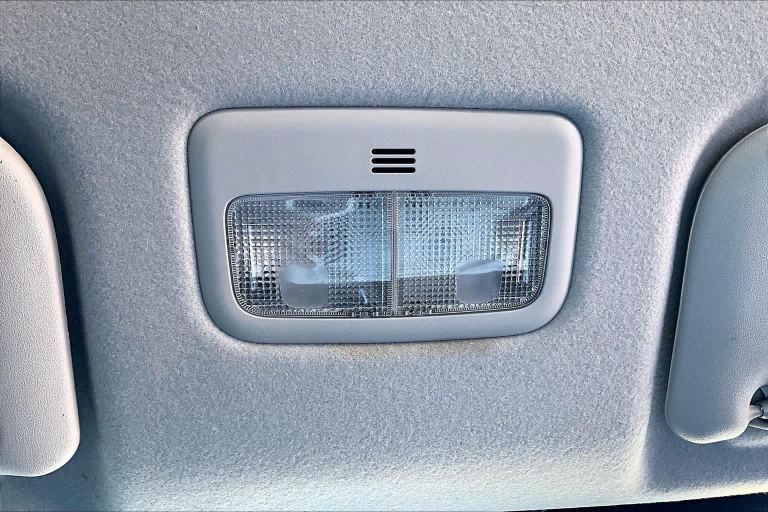 Used 2012 Toyota Corolla LE FWD image 34