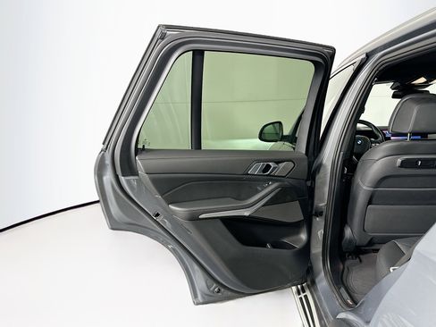 Used 2024 BMW X5 sDrive40i w/ Premium Package image 27
