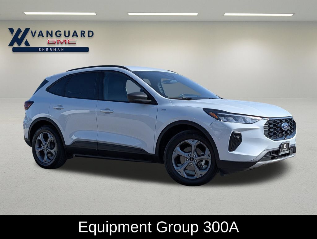 Used 2025 Ford Escape ST-Line FWD 360° Tour