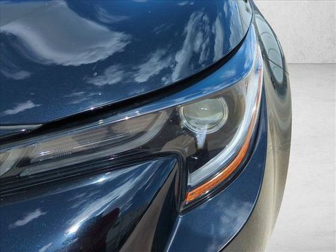 Certified 2021 Toyota Corolla XSE FWD image 8