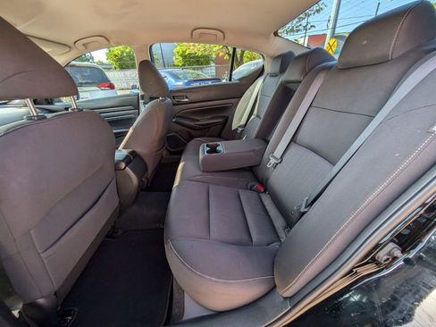 Used 2020 Nissan Altima 2.5 S FWD image 17