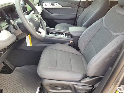 New 2026 Ford Explorer Active image 19