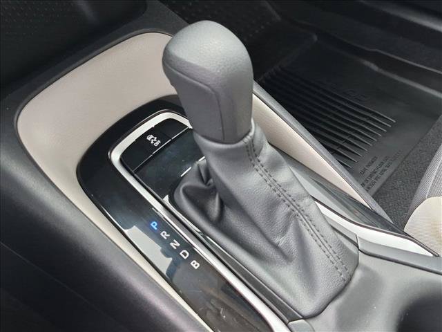Used 2024 Toyota Corolla LE FWD image 12