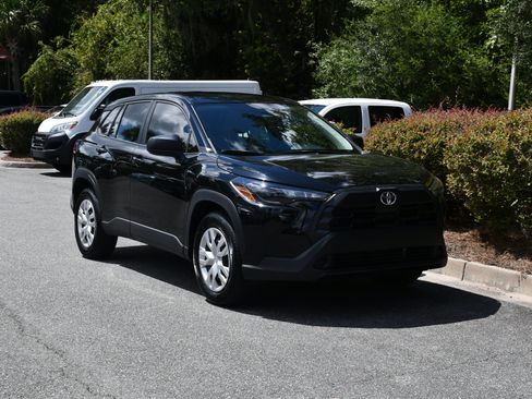 Used 2026 Toyota Corolla Cross L FWD image 6