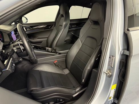 Certified 2024 Porsche Panamera 4 AWD/4WD image 5