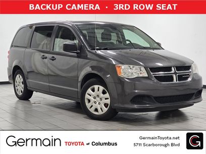 Used 2019 Dodge Grand Caravan SE w/ UConnect Hands-Free Group