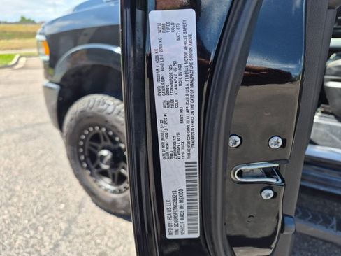 Used 2022 RAM 2500 Laramie AWD/4WD image 16