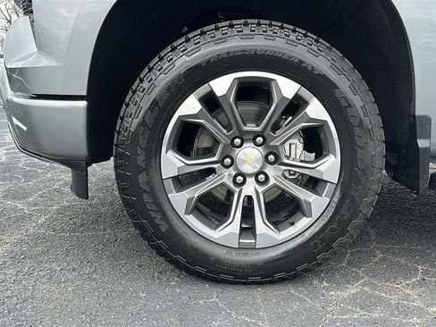 Certified 2025 Chevrolet Silverado 1500 High Country w/ Technology Package image 14