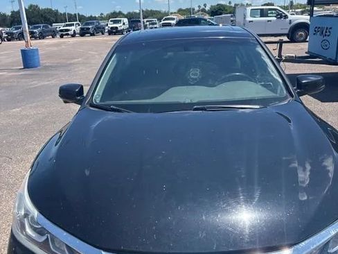Used 2017 Honda Accord EX-L image 15