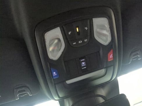 Used 2025 RAM 2500 Big Horn AWD/4WD image 22