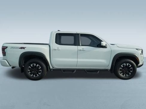 Used 2024 Nissan Frontier PRO-4X w/ Technology Package image 10
