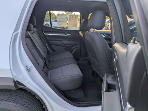 Used 2025 GMC Terrain Elevation w/ Black Edition AWD/4WD image 34