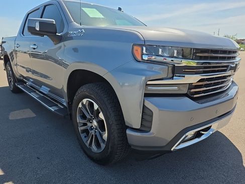 Used 2020 Chevrolet Silverado 1500 High Country w/ Technology Package image 3