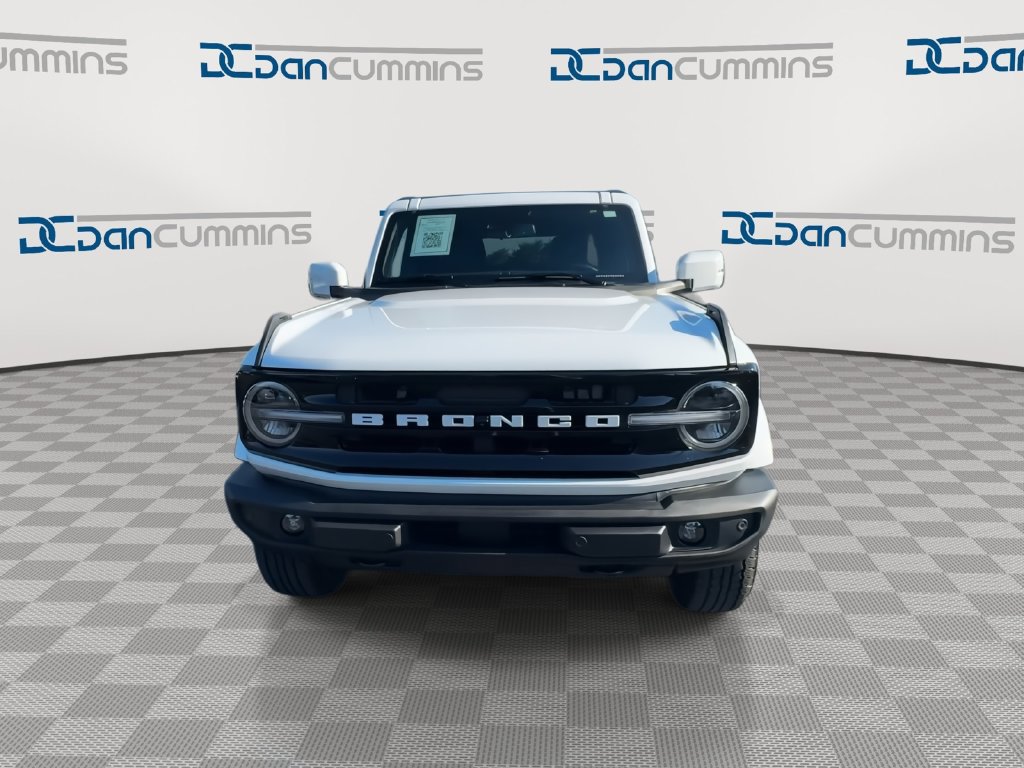 Used 2024 Ford Bronco Outer Banks AWD/4WD image 3