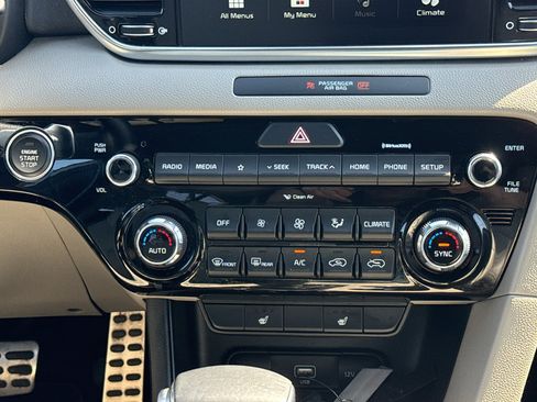 Used 2021 Kia Sportage S w/ S AWD Premium Package image 57