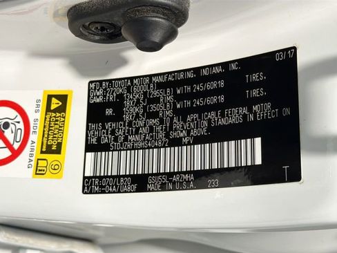 Used 2017 Toyota Highlander XLE w/ Protection Package #3 image 28