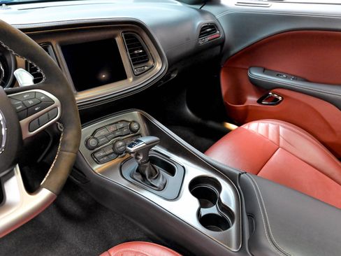 Used 2023 Dodge Challenger SRT Hellcat RWD image 61