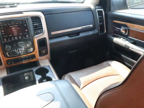 Used 2014 RAM 3500 Laramie Longhorn w/ Convenience Group AWD/4WD image 30