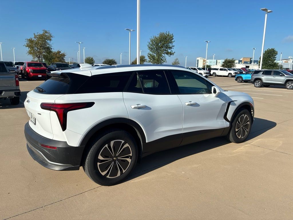 Used 2024 Chevrolet Blazer EV LT AWD/4WD image 4