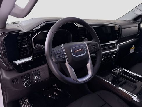 New 2026 GMC Sierra 1500 SLT w/ SLT Premium Package image 9