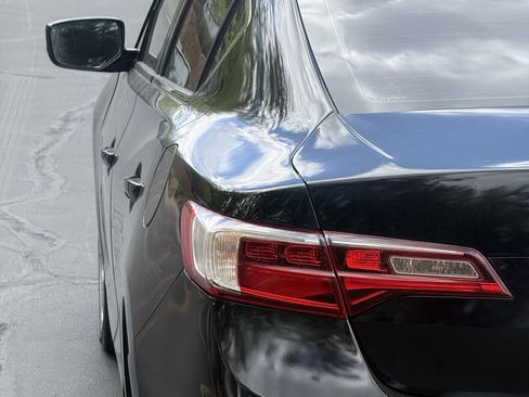 Used 2017 Acura ILX FWD image 20