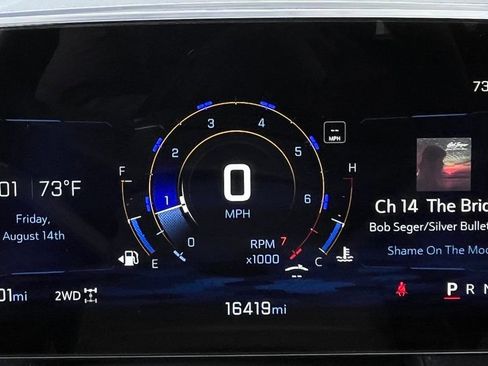Used 2025 Chevrolet Equinox LT w/ Convenience Package II AWD/4WD image 12