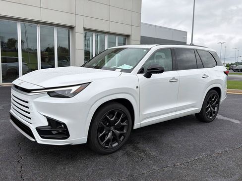 New 2026 Lexus TX 500h AWD image 1