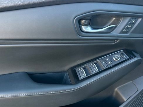 Used 2023 Honda Accord Touring image 13