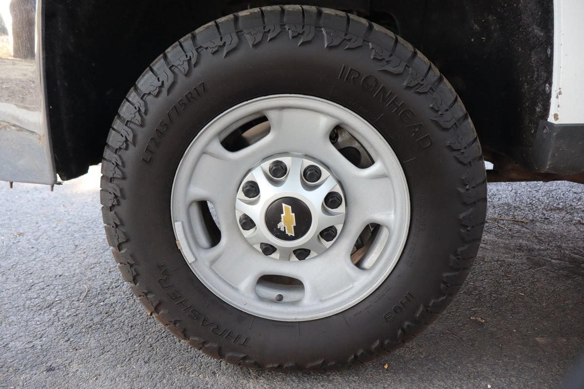 Used 2016 Chevrolet Silverado 2500 W/T AWD/4WD image 35