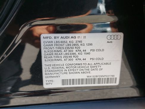 Used 2022 Audi Q4 e-tron Premium Plus AWD/4WD image 41