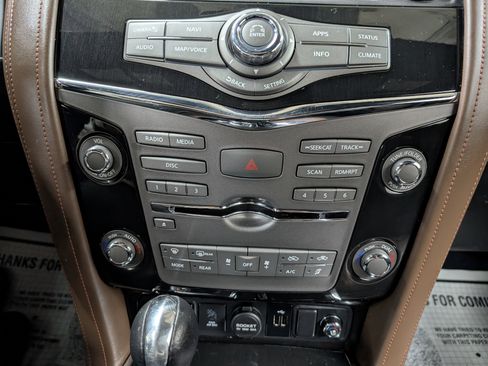 Used 2020 Nissan Armada Platinum image 22