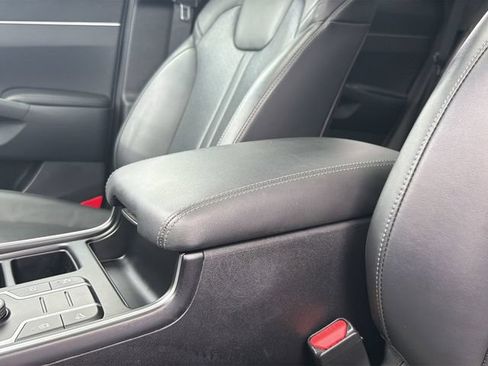 Certified 2023 Kia Sorento S w/ Panoramic Sunroof Package FWD image 21