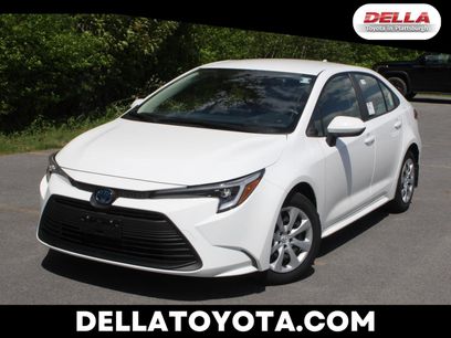 Used 2025 Toyota Corolla LE