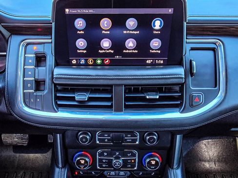 Used 2021 Chevrolet Tahoe Z71 w/ Z71 Off-Road Package image 19