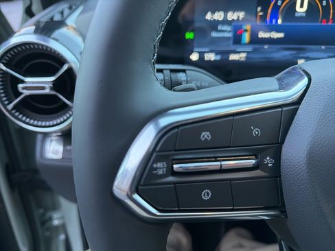 New 2026 Chevrolet Equinox LT image 22