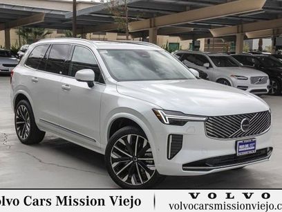 New 2025 Volvo XC90 T8 Plus w/ Protection Package Premier