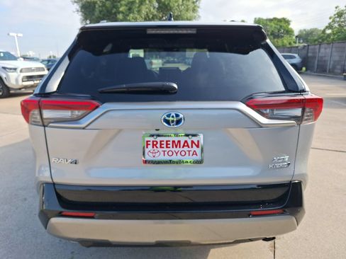 Used 2024 Toyota RAV4 XSE w/ Advanced Technology Package AWD/4WD image 5