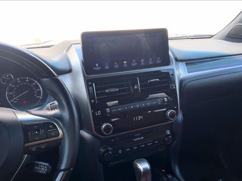 Used 2023 Lexus GX 460 Premium AWD/4WD image 16