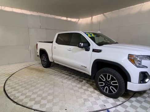 Certified 2022 GMC Sierra 1500 AT4 w/ AT4 Preferred Package image 2