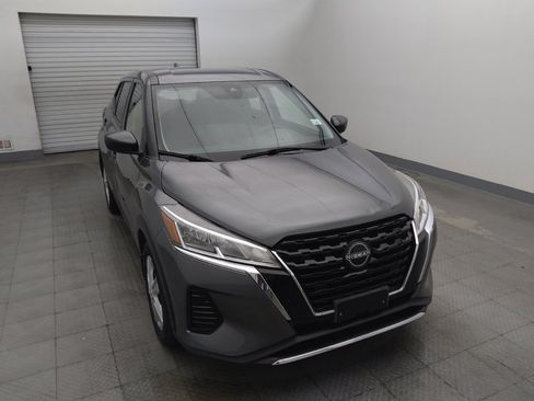 Used 2023 Nissan Kicks S FWD image 14
